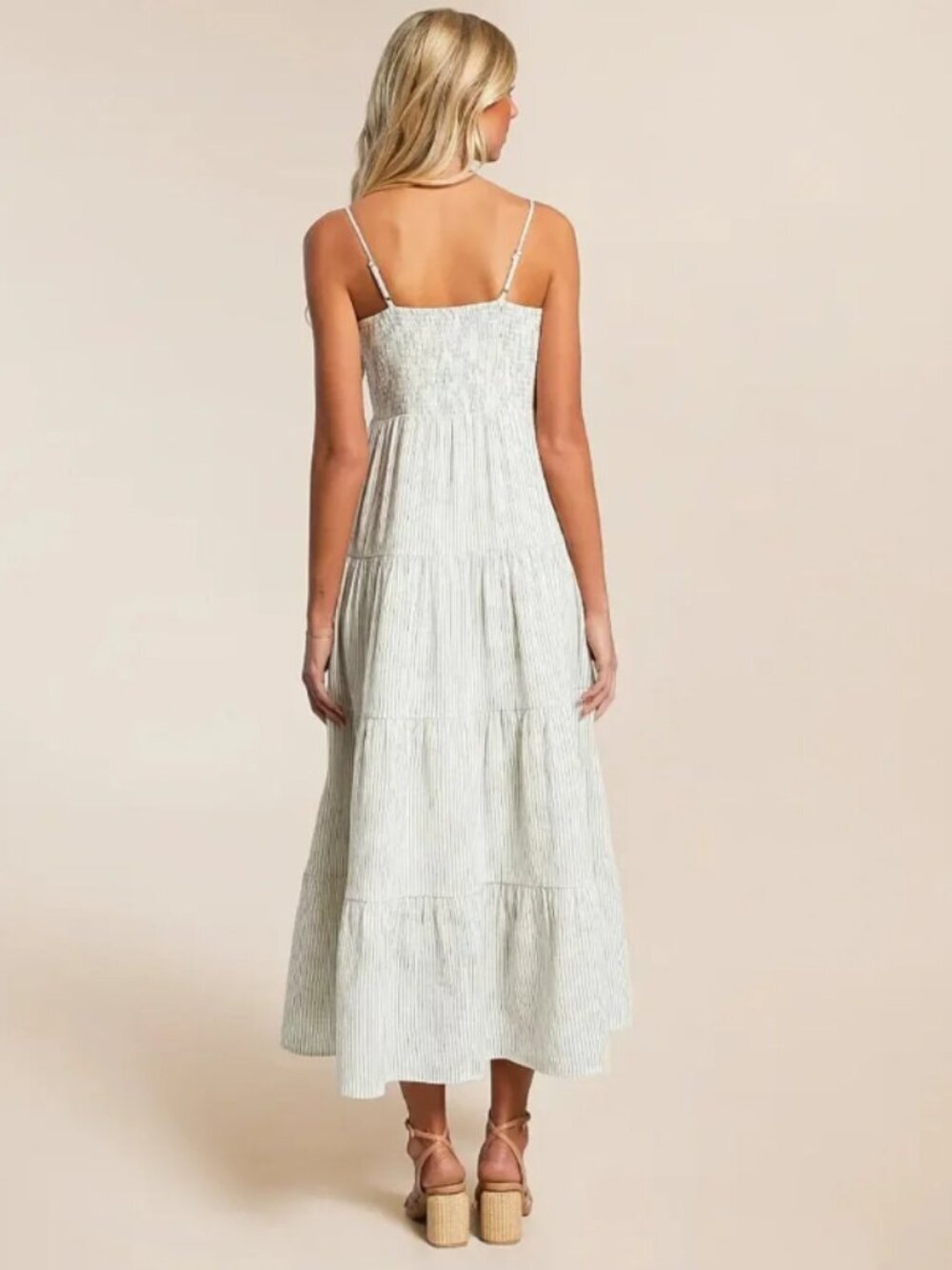 Z Supply Cream Striped Maxi Dress Medium M Tiered Smocked Cotton Sleeveless EUC - Picture 2 of 14